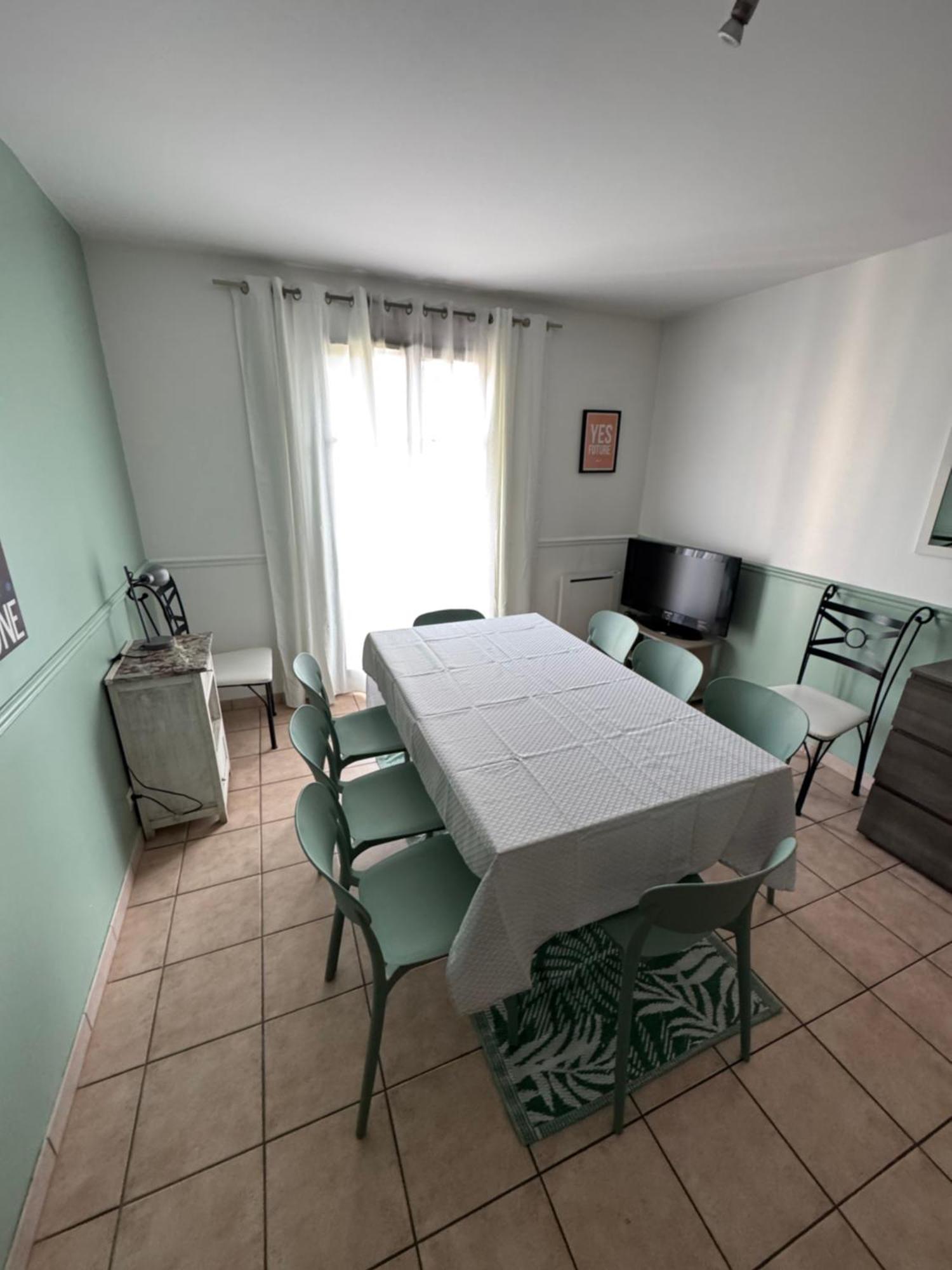 Disney, Very Nice 2 Bedrooms Family Apartment, Wifi, Netflix 8 Pers Chessy  Buitenkant foto